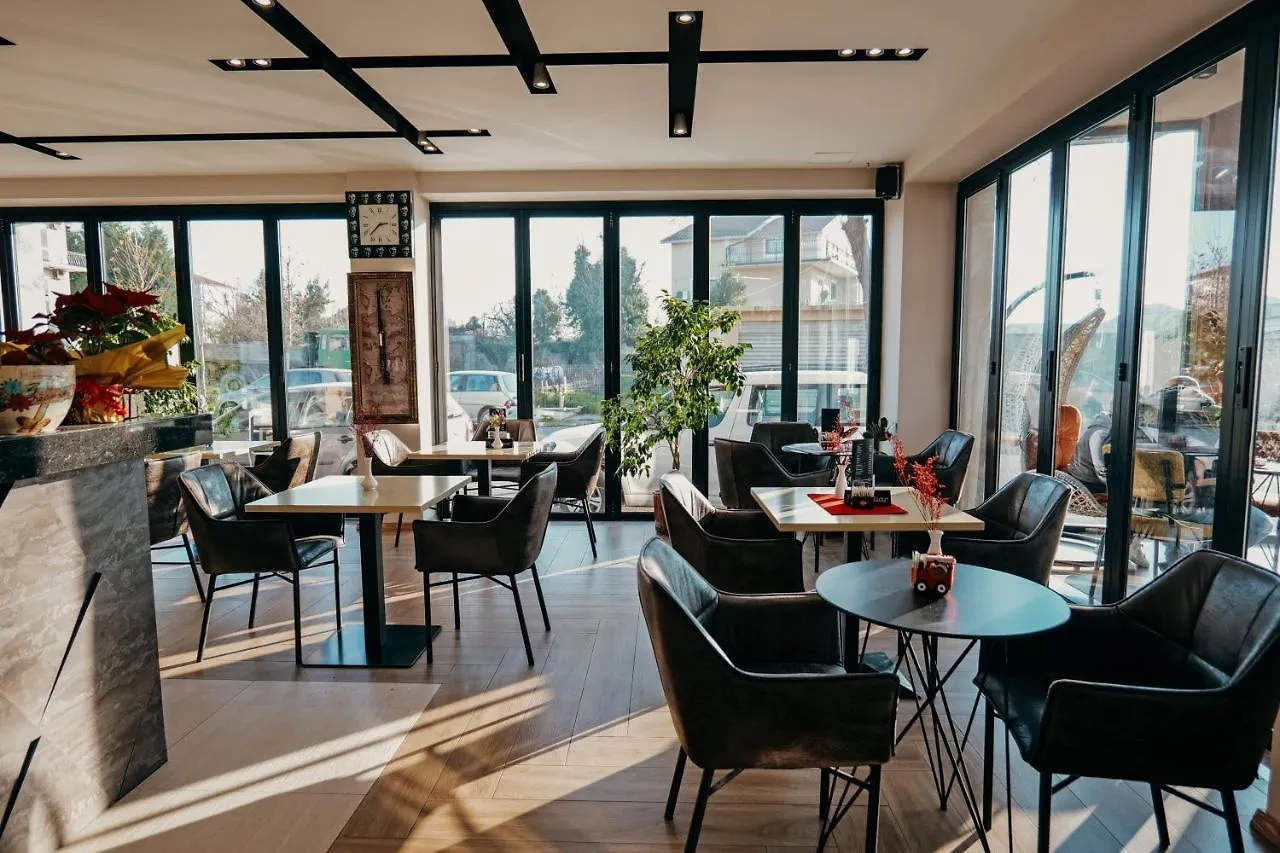 Nord Hotel Boutique Shkoder 4*,